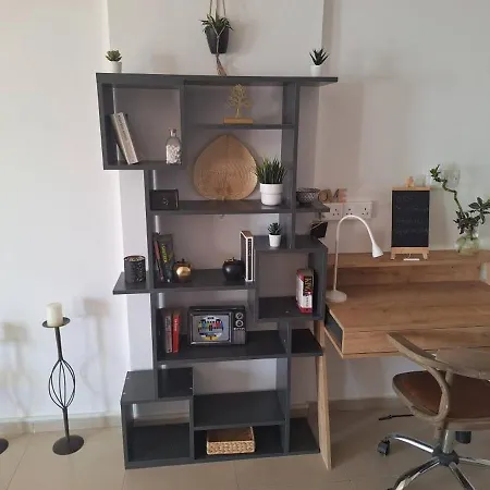 Paramount Gardens D204 *