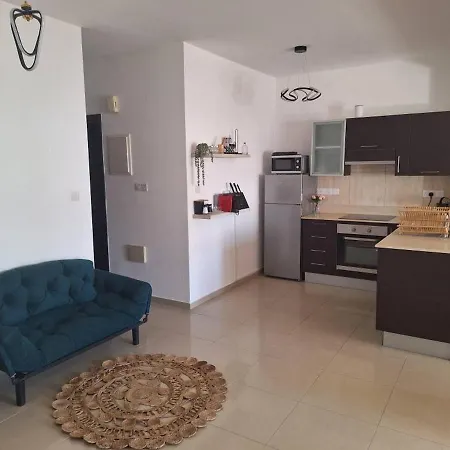 Paramount Gardens D204 Tersephanou