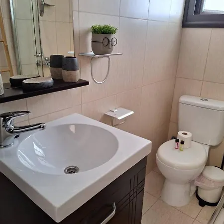 Paramount Gardens D204 Lägenhet *