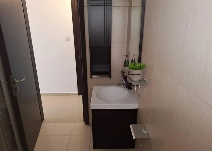 Paramount Gardens D204 * Tersephanou