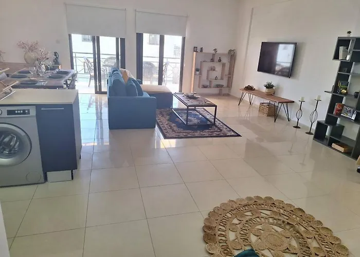 Paramount Gardens D204 Tersephanou