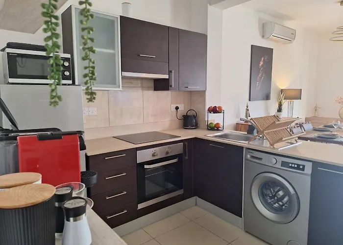 Paramount Gardens D204 Tersephanou